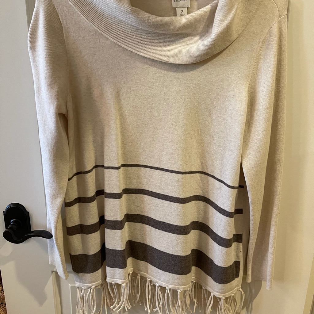 Chico’s Sweater Fringe Chico’s Size 2 (Large) Nwt